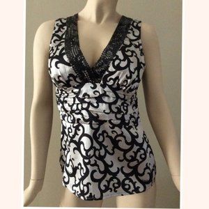 bebe Black/Gray Artsy Scroll w/Pleated Waist Silk Blend Sequin Halter Top Size M